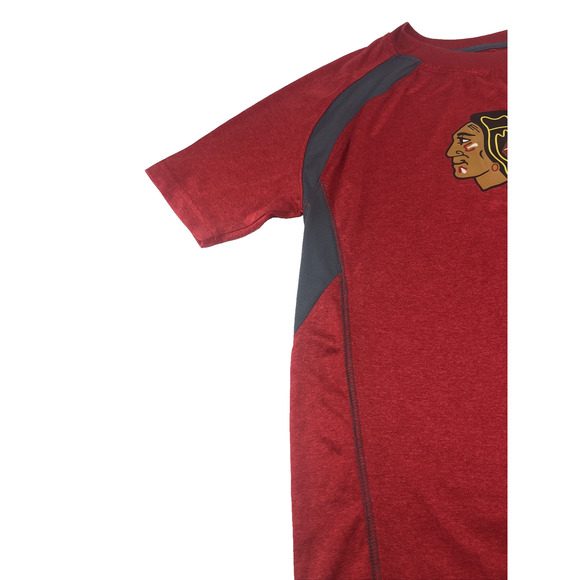 NHL Chicago Blackhawks Men's Shirt Small Red Gray 104648 Short Sleeve Hockey - Picture 4 of 8